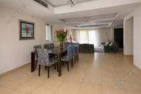 4 Bedroom Detached house in Agios Athanasios (Limassol) to rent 