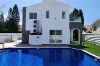 3 Bedroom Detached house in Coral Bay (Paphos) for sale 