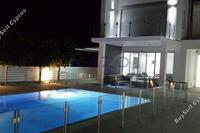 5 Bedroom Detached house in Agios Athanasios (Limassol) for sale 