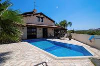 5 Bedroom Detached house in Pernera (Famagusta) to rent 