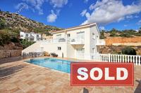 4 Bedroom Detached house · Peyia (Paphos) for sale 
