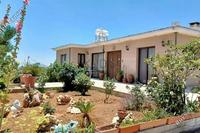 3 Bedroom Detached house in Agios Therapon (Limassol) for sale 