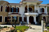 6 Bedroom Detached house in Paralimni (Famagusta) for sale 