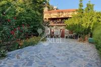 3 Bedroom Detached house in Kato Platres (Limassol) for sale 