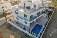 4 Bedroom Detached house · Livadia Larnacas (Larnaca) for sale 