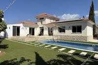3 Bedroom Detached house · Monagroulli (Limassol) for sale 