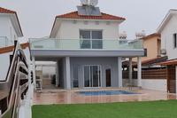 4 Bedroom Detached house · Pervolia (Larnaca) to rent 