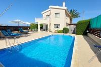 3 Bedroom Detached house in Peyia (Paphos) for sale 