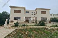 6 Bedroom Detached house in Anavargos (Paphos) to rent 