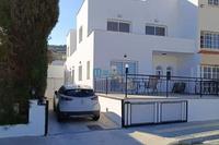 6 Bedroom Maisonette · Oroklini (Larnaca) for sale 