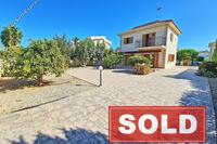 3 Bedroom Detached house in Agia Thekla (Famagusta) for sale 