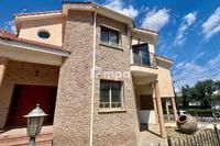 4 Bedroom Detached house in Makedonitissa (Nicosia) for sale 