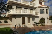 5 Bedroom Detached house in Agios Athanasios (Limassol) for sale 