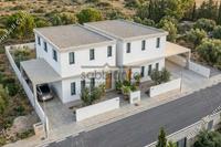 3 Bedroom Detached house in Pervolia (Larnaca) for sale 