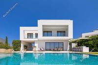 4 Bedroom Detached house in Sea Caves Peyia (Paphos) for sale 