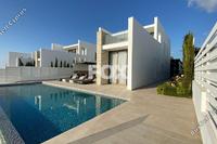 5 Bedroom Detached house · Sea Caves Peyia (Paphos) to rent 