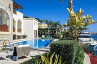 3 Bedroom Apartment in Limassol Marina (Limassol) for sale 
