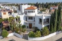 5 Bedroom Detached house · Kato Paphos Universal (Paphos) for sale 