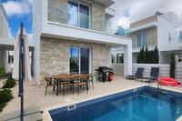 3 Bedroom Detached house in Peyia (Paphos) to rent 