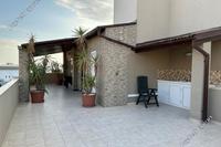 3 Bedroom Penthouse in Larnaca Municipality (Larnaca) to rent 