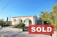 2 Bedroom Bungalow · Kathikas (Paphos) for sale 