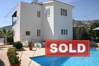 2 Bedroom Detached house · Peyia (Paphos) for sale 
