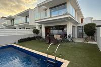 4 Bedroom Detached house in Livadia Larnacas (Larnaca) for sale 