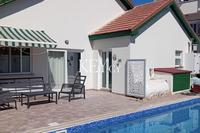 3 Bedroom Detached house · Emba (Paphos) to rent 