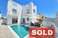 3 Bedroom Detached house in Agia Triada (Famagusta) for sale 