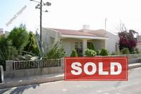 2 Bedroom Bungalow · Coral Bay (Paphos) for sale 