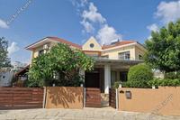 6 Bedroom Detached house · Agios Athanasios (Limassol) for sale 
