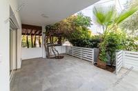 2 Bedroom Ground floor apartment in Agioi Omologitai (Nicosia) to rent 