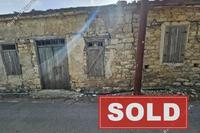 1 Bedroom Semi-detached bungalow in Statos Agios Fotios (Paphos) for sale 
