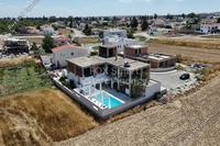 5 Bedroom Detached house · Kato Deftera (Nicosia) for sale 