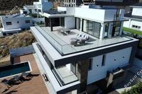5 Bedroom Detached house in Agios Athanasios (Limassol) for sale 
