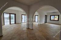 5 Bedroom Maisonette · Strovolos (Nicosia) to rent 