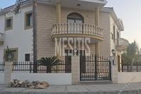 5 Bedroom Detached house · Kato Polemidia (Limassol) to rent 
