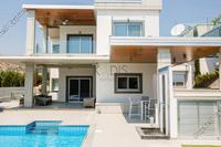 4 Bedroom Detached house · Agios Tychonas (Limassol) to rent 