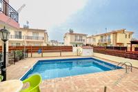 2 Bedroom Ground floor apartment · Kato Paphos Universal (Paphos) for sale 
