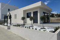 2 Bedroom Detached house in Agios Tychonas (Limassol) to rent 