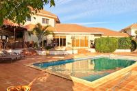 4 Bedroom Detached house in Agios Tychonas (Limassol) for sale 