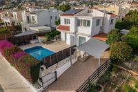 4 Bedroom Detached house · Peyia (Paphos) to rent 