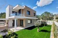3 Bedroom Detached house in Agios Tychonas (Limassol) to rent 