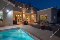 6 Bedroom Detached house in Kato Paphos Universal (Paphos) to rent 