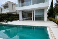 5 Bedroom Detached house in Coral Bay (Paphos) to rent 