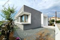 4 Bedroom Bungalow in Emba (Paphos) for sale 