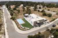 4 Bedroom Detached house in Souni Zanakia (Limassol) for sale 