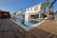 4 Bedroom Detached house in Agia Thekla (Famagusta) for sale 