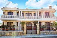 6 Bedroom Detached house · Agia Fyla (Limassol) for sale 