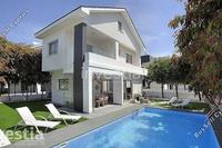 3 Bedroom Detached house in Pervolia (Larnaca) to rent 